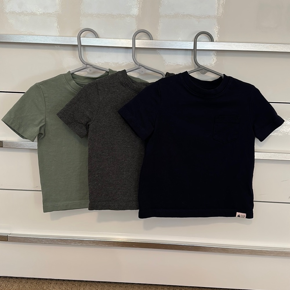 GAP Toddler 100% Organic Cotton Mix and Match Pocket T-Shirt